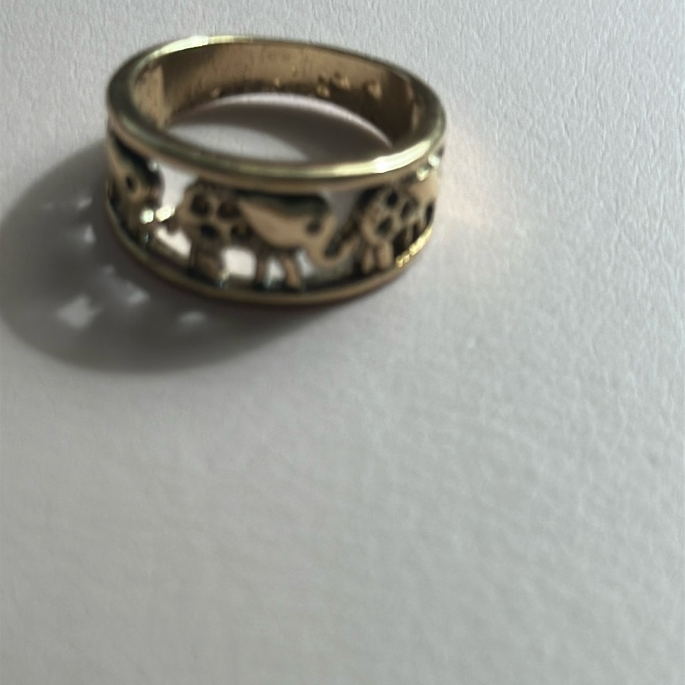Elephant Pattern Ring